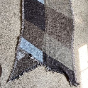 NWOT - Color Block Scarf
